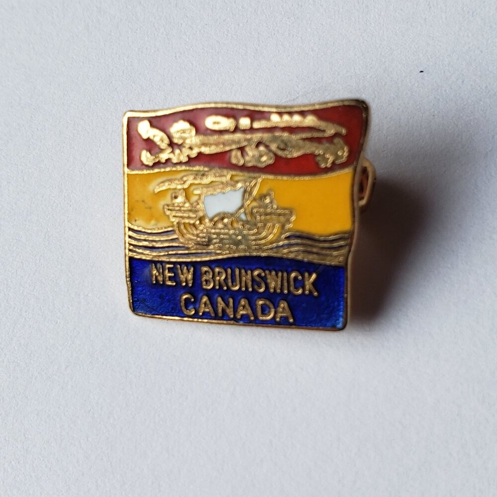 New Brunswick Canada Enamel Gold Tone Metal Brooch Lapel Pin